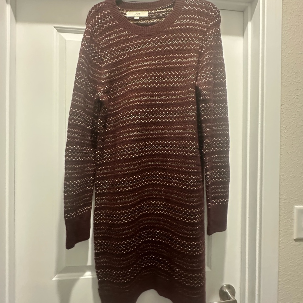 Women's Loft Barely Worn Size Medium Burgundy Sweater Dress